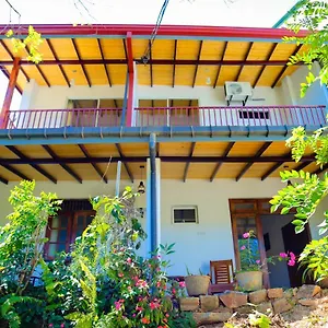 White Bed & Breakfast